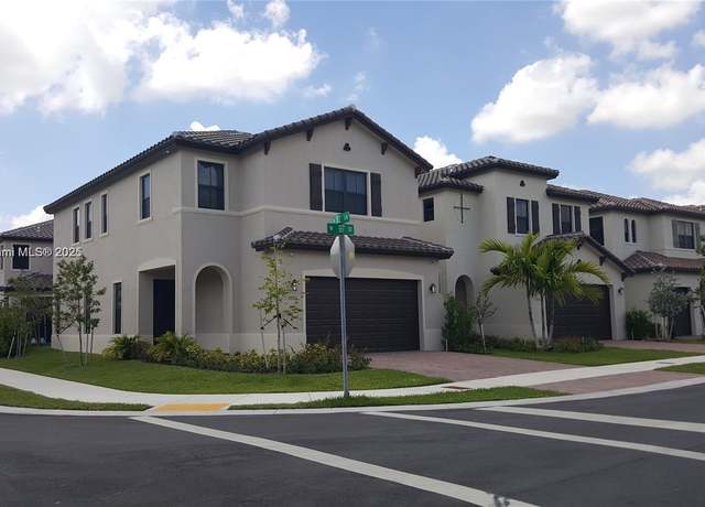 Property at 3202 W 97th St, Hialeah, FL 33018, 3 beds, 2.5 baths