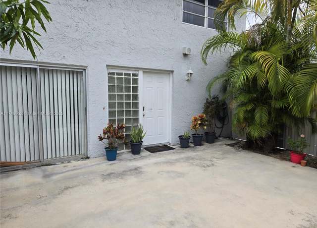Property at 8485 SW 156th Pl #106, Miami, FL 33193, 3 beds, 2.5 baths