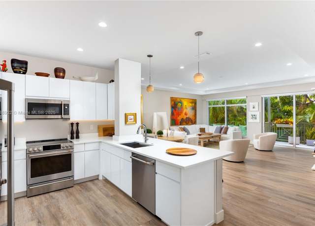 Property at 41 SW Seminole St #208, Stuart, FL 34994, 2 beds, 2 baths