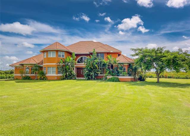 Property at 37511 Washington Loop Rd, Punta Gorda, FL 33982, 7 beds, 8.5 baths