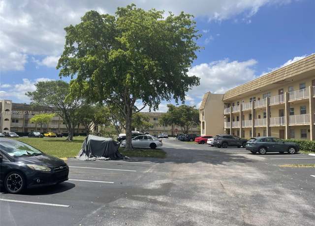 Property at 8285 Sunrise Lakes Blvd #202, Sunrise, FL 33322, 2 beds, 2 baths