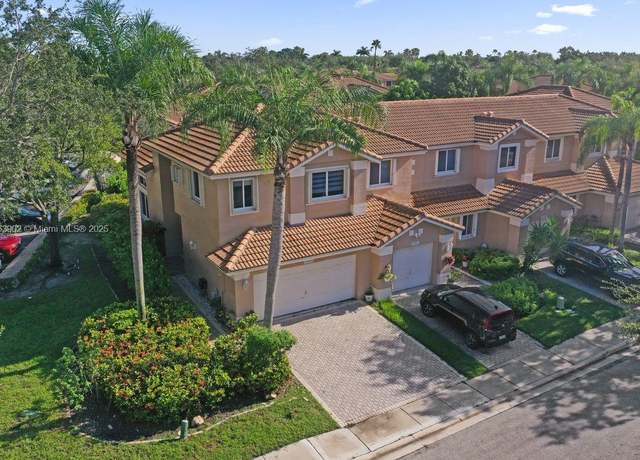 Property at 15899 SW 12th St, Pembroke Pines, FL 33027, 3 beds, 2.5 baths