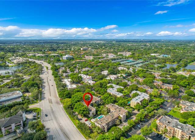 Property at 469 N Pine Island Rd Unit B202, Plantation, FL 33324, 2 beds, 2 baths