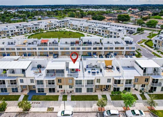 Property at 25880 SW 139th Path, Homestead, FL 33032, 4 beds, 3.5 baths
