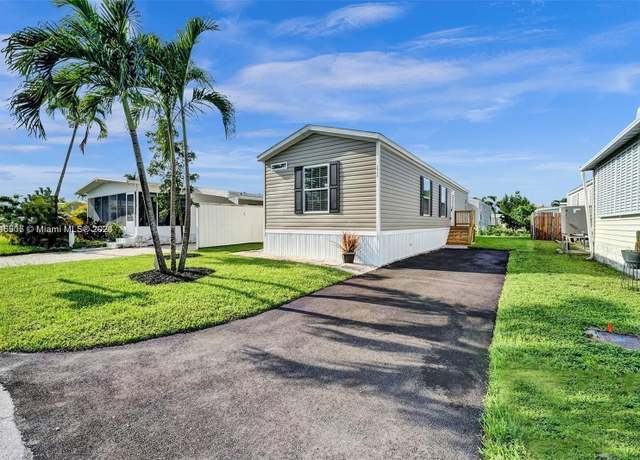 Property at 2920 SW 57th Ct, Dania Beach, FL 33312, 2 beds, 2 baths