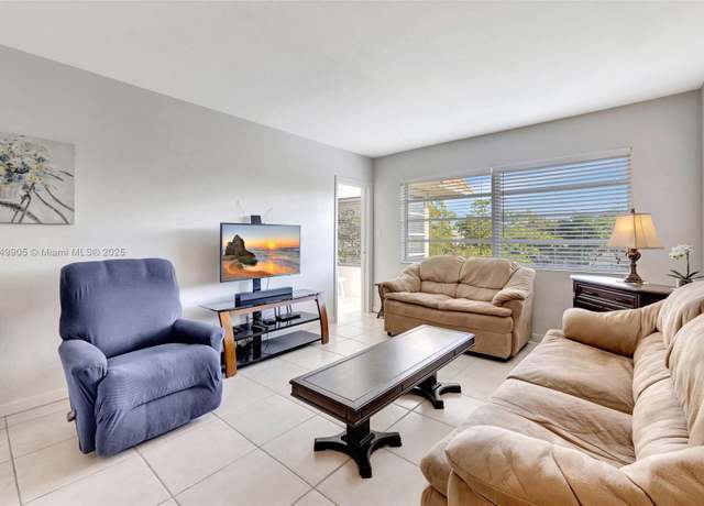 Property at 5002 NW 35th St #306, Lauderdale Lakes, FL 33319, 1 bed, 1 bath