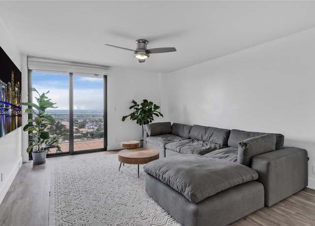 Property at 1600 S Ocean Dr Unit 17D, Hollywood, FL 33019, 1 bed, 1.5 baths
