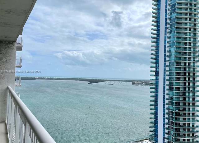 Property at 1200 Brickell Bay Dr #2907, Miami, FL 33131, 1 bed, 1 bath