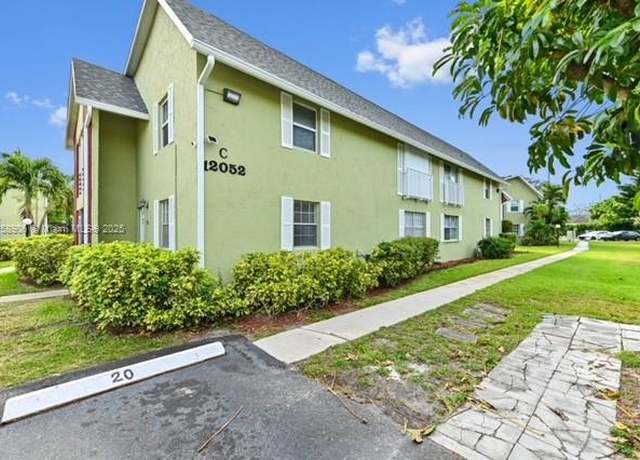 Property at 12052 Alternate A1a Unit C3, Palm Beach Gardens, FL 33410, 2 beds, 2 baths