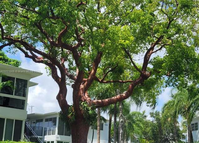 Property at 1001 SE 14th Pl Unit 2A, Fort Lauderdale, FL 33316, 1 bed, 1 bath