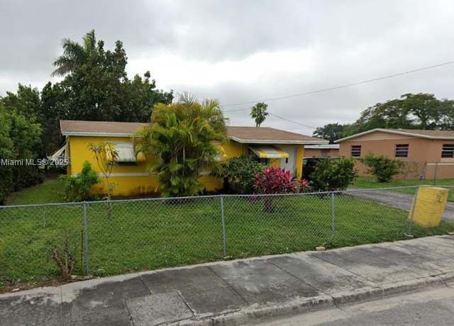 Property at 11830 SW 223rd St, Miami, FL 33170, 3 beds, 1 bath