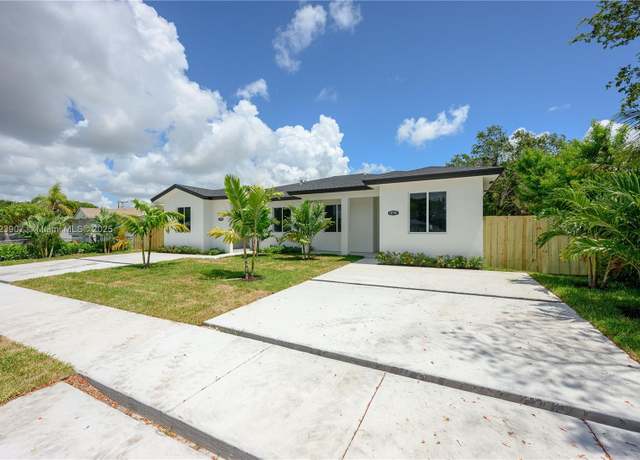 Property at 10741 SW 217 St, Miami, FL 33170, 12 beds, 9 baths