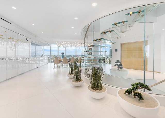 Property at 300 S Pointe Dr Ph -5, Miami Beach, FL 33139, 4 beds, 6.5 baths
