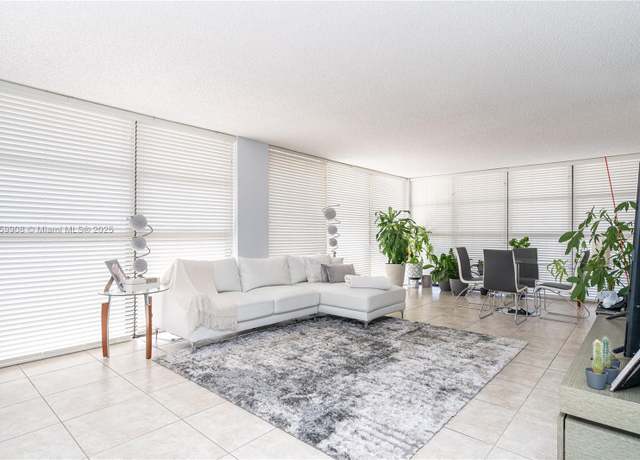 Property at 200 Leslie Dr #430, Hallandale Beach, FL 33009, 2 beds, 2 baths