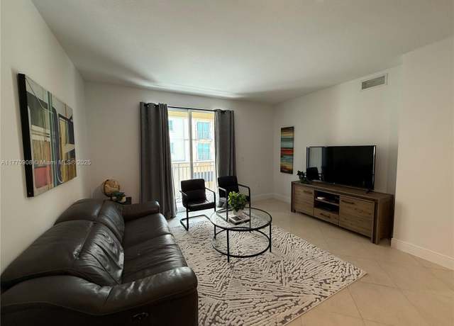 Property at 7285 SW 90th St Unit D212, Miami, FL 33156, 1 bed, 1 bath