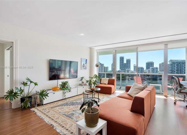 Property at 900 Bay Dr #716, Miami Beach, FL 33141, 1 bed, 2 baths