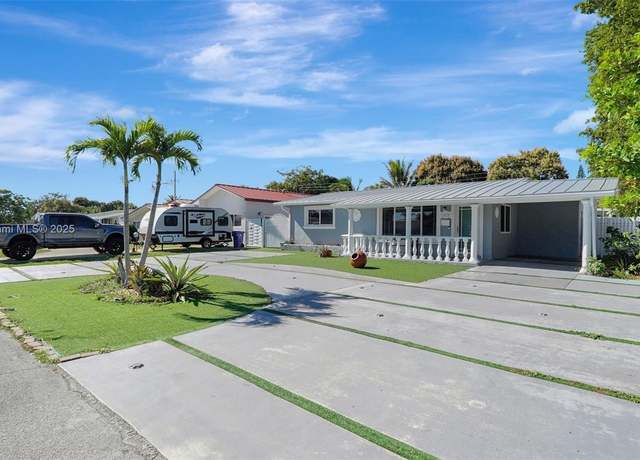 Property at 2410 Gulfstream Dr, Miramar, FL 33023, 3 beds, 2 baths