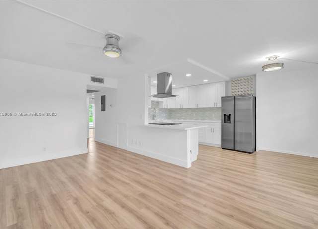 Property at 2048 Hythe C #2048, Boca Raton, FL 33434, 2 beds, 2 baths