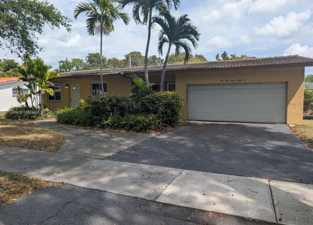 Property at 14331 Lake Saranac Ave, Miami Lakes, FL 33014, 3 beds, 2 baths