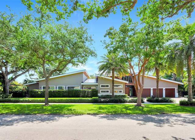 Property at 128 NE 94th St, Miami Shores, FL 33138, 4 beds, 4 baths