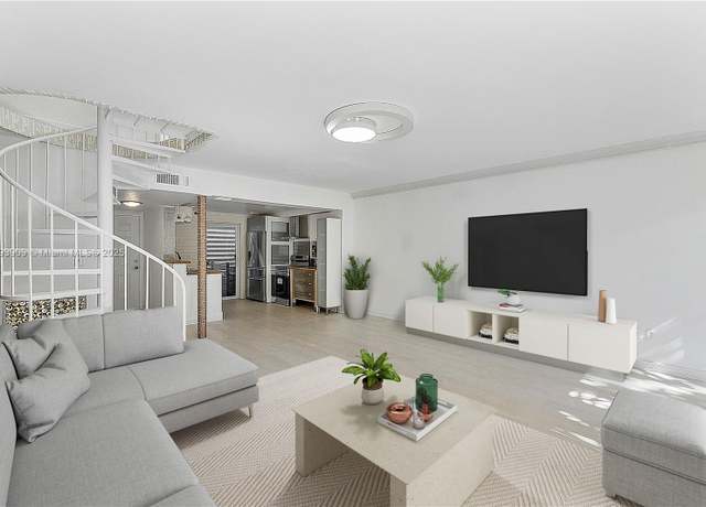 Property at 517 NE 38th St #9, Miami, FL 33137, 2 beds, 1.5 baths