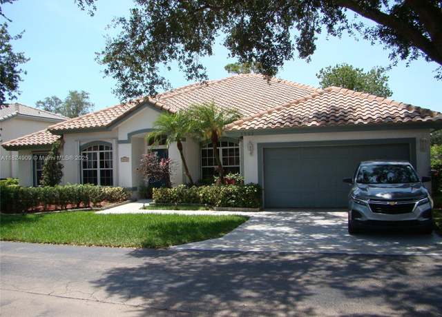Property at 3502 Dunes Vista Dr, Pompano Beach, FL 33069, 3 beds, 3 baths