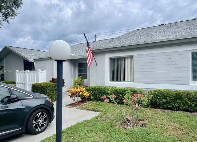 Property at 8633 Sunbird Pl, Boca Raton, FL 33496, 2 beds, 2 baths