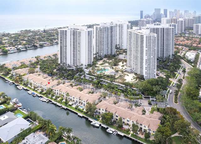 Property at 3733 NE 214th St #31, Aventura, FL 33180, 4 beds, 3.5 baths