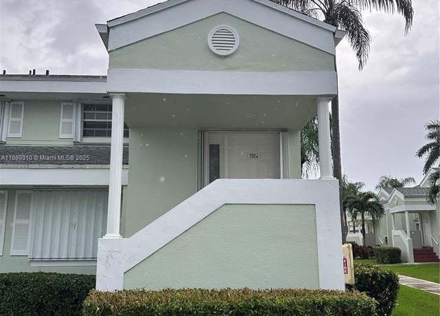 Property at 2526 SE 20th Pl Unit 207-B, Homestead, FL 33035, 1 bed, 1 bath