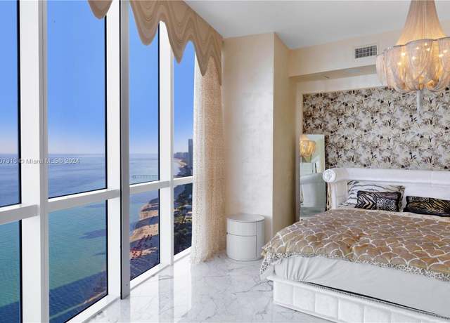Property at 18101 Collins Ave #4609, Sunny Isles Beach, FL 33160, 3 beds, 3.5 baths