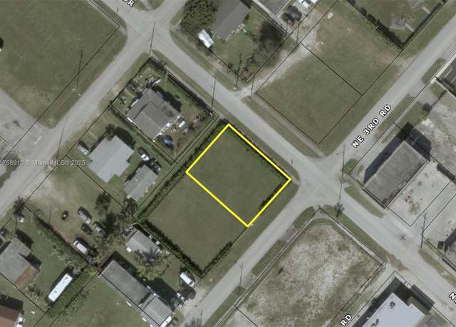 Property at 54 NE 3rd Rd, Homestead, FL 33030