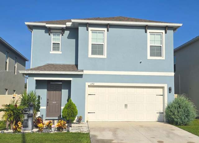 Property at 1292 Cascades Ave, Davenport, FL 33837, 5 beds, 3 baths