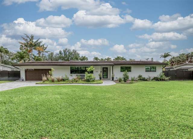 Property at 8360 SW 148th Dr, Palmetto Bay, FL 33158, 3 beds, 2 baths