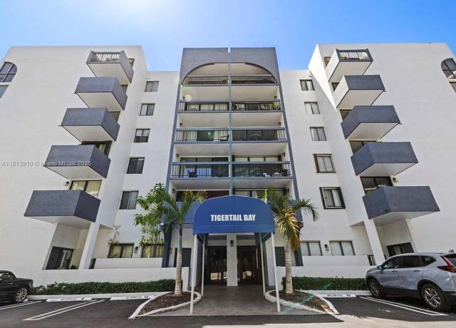 Property at 2715 Tigertail Ave #102, Miami, FL 33133, 1 bed, 1 bath