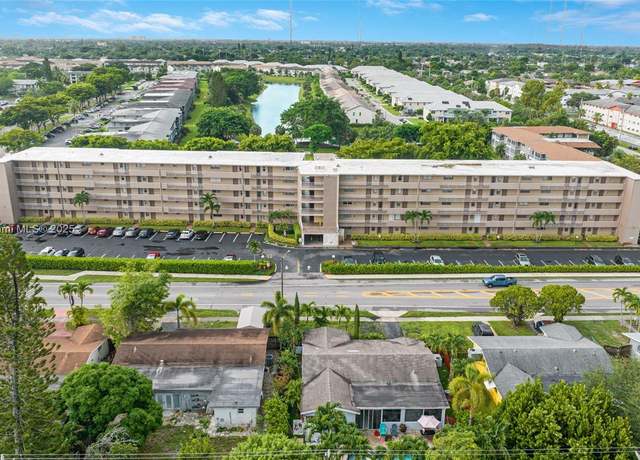 Property at 5100 Washington St #211, Hollywood, FL 33021, 1 bed, 1 bath