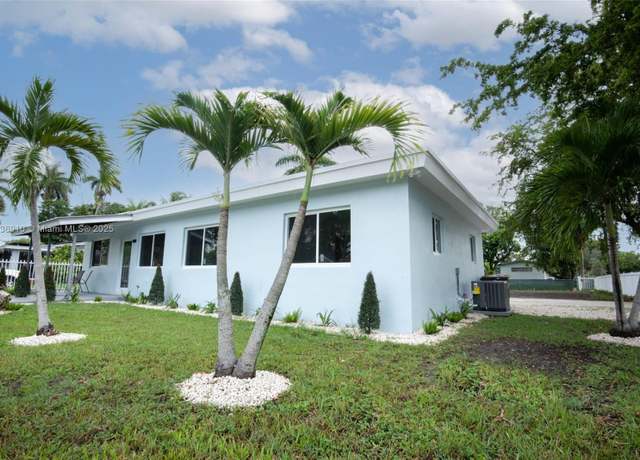 Property at 495 NE 141st St, North Miami, FL 33161, 4 beds, 2 baths