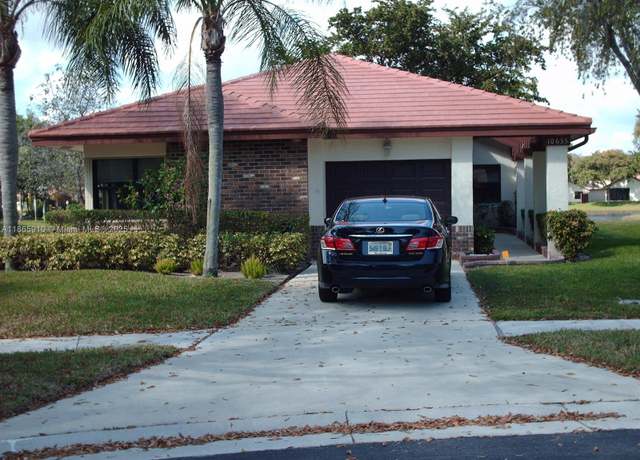 Property at 10655 Skyflower Way, Boynton Beach, FL 33436, 3 beds, 2 baths