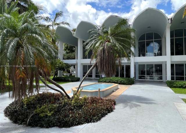 Property at 494 NW 165th St Rd Unit C-601, Miami, FL 33169, 2 beds, 2 baths