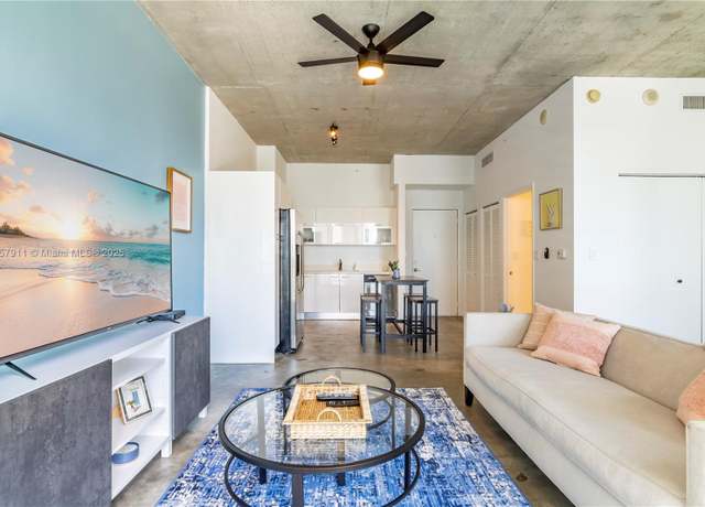 Property at 133 NE 2nd Ave #1703, Miami, FL 33132, 1 bed, 1 bath