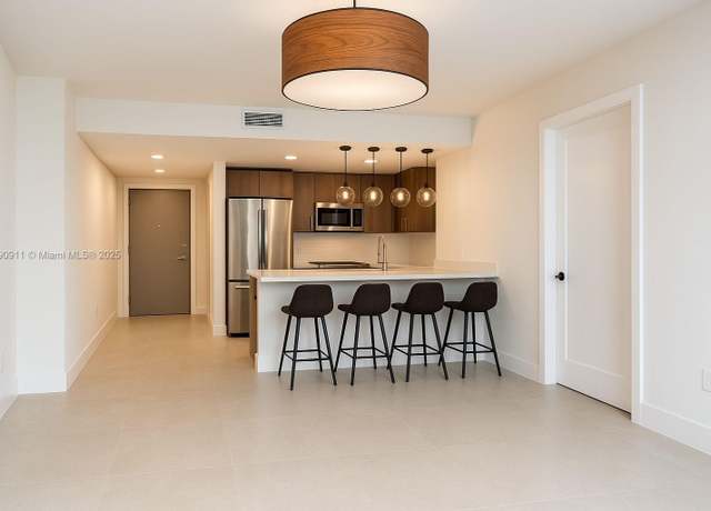 Property at 488 NE 18th St #1209, Miami, FL 33132, 2 beds, 2.5 baths