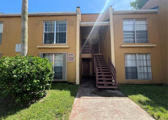 Property at 4469 Treehouse Ln Unit B, Tamarac, FL 33319, 2 beds, 2 baths
