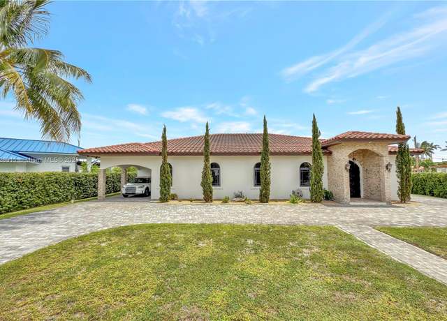 Property at 7970 SW 26th St, Miami, FL 33155, 4 beds, 4 baths