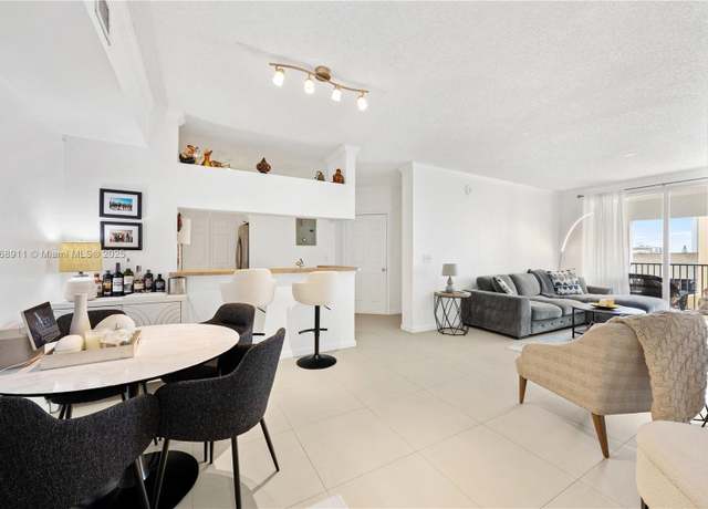 Property at 17100 N Bay Rd #1810, Sunny Isles Beach, FL 33160, 2 beds, 2 baths