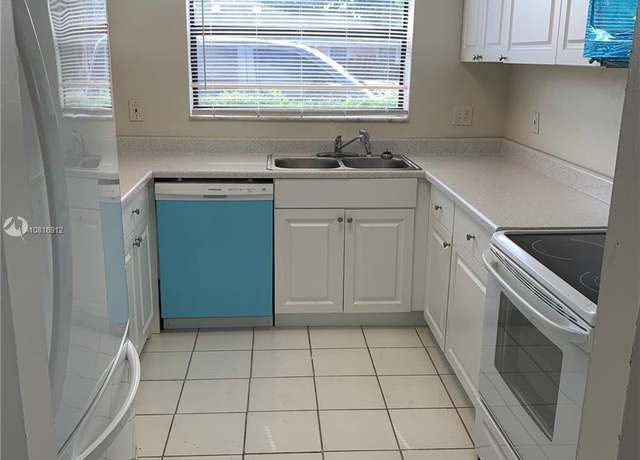Property at 1316 White Pine Dr Unit 8-C, Wellington, FL 33414, 2 beds, 2 baths