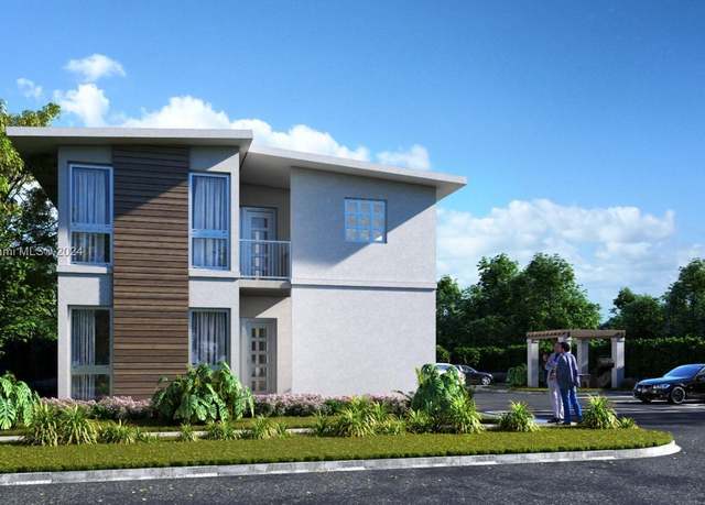 Property at 210 SE 10th St, Hallandale Beach, FL 33009, 27 beds, 18 baths