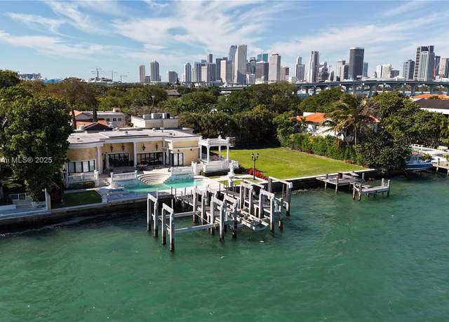Property at 921 N Venetian Dr, Miami, FL 33139, 4 beds, 4 baths