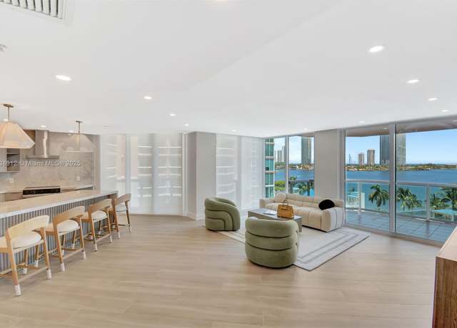 Property at 3370 Hidden Bay Dr #812, Aventura, FL 33180, 2 beds, 2.5 baths