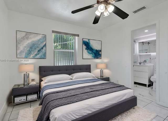 Property at 2001 N 26th Ave, Hollywood, FL 33020, 4 beds, 4 baths