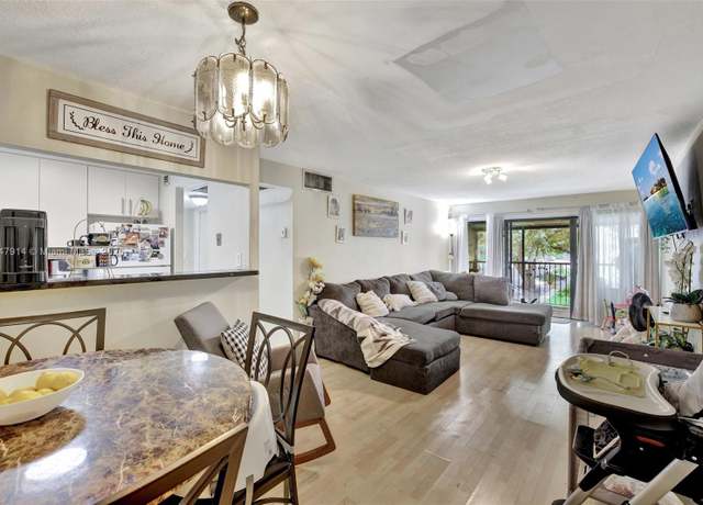 Property at 5841 Washington St #62, Hollywood, FL 33023, 1 bed, 1 bath