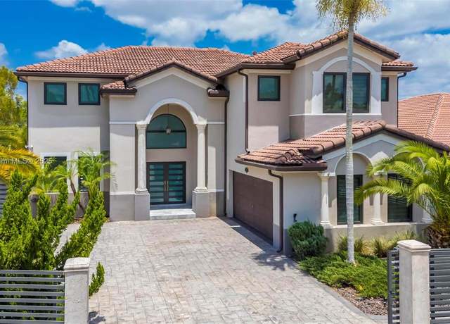 Property at 14995 SW 12th Ln, Miami, FL 33194, 5 beds, 4 baths